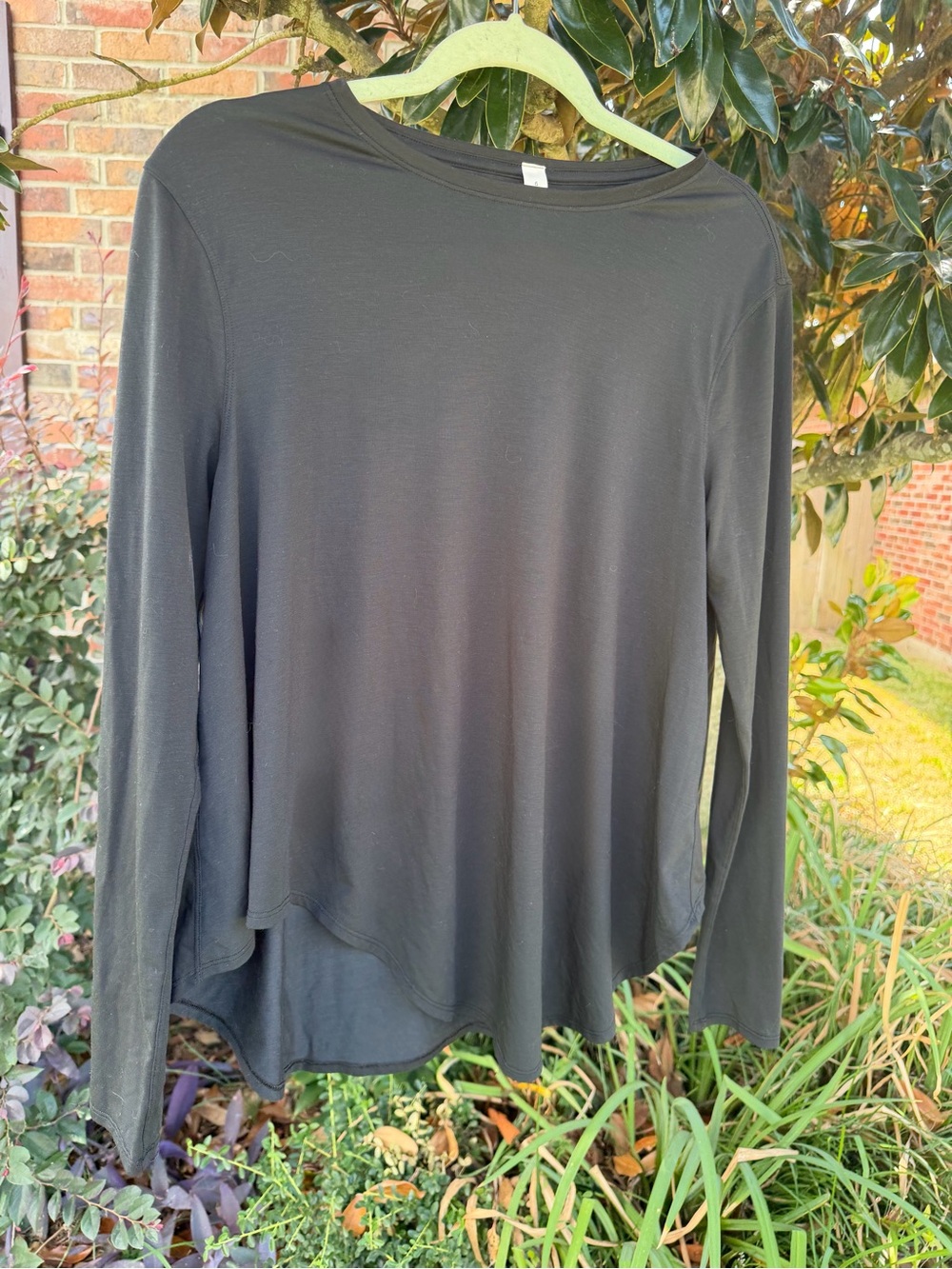 Lululemon Black Tencel Long Sleeve High Low Draped Top Size 6
